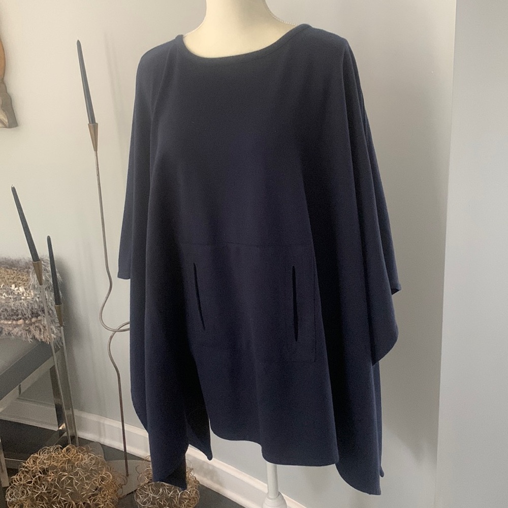 Liz Claiborne Poncho